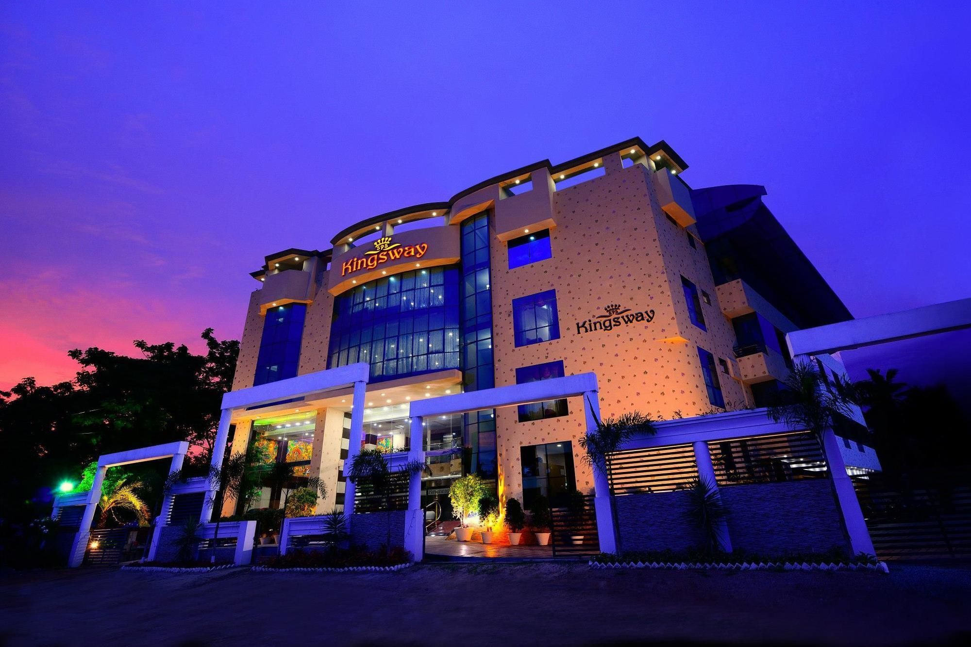 Sps Kings Way Hotel Thiruvananthapuram Ngoại thất bức ảnh