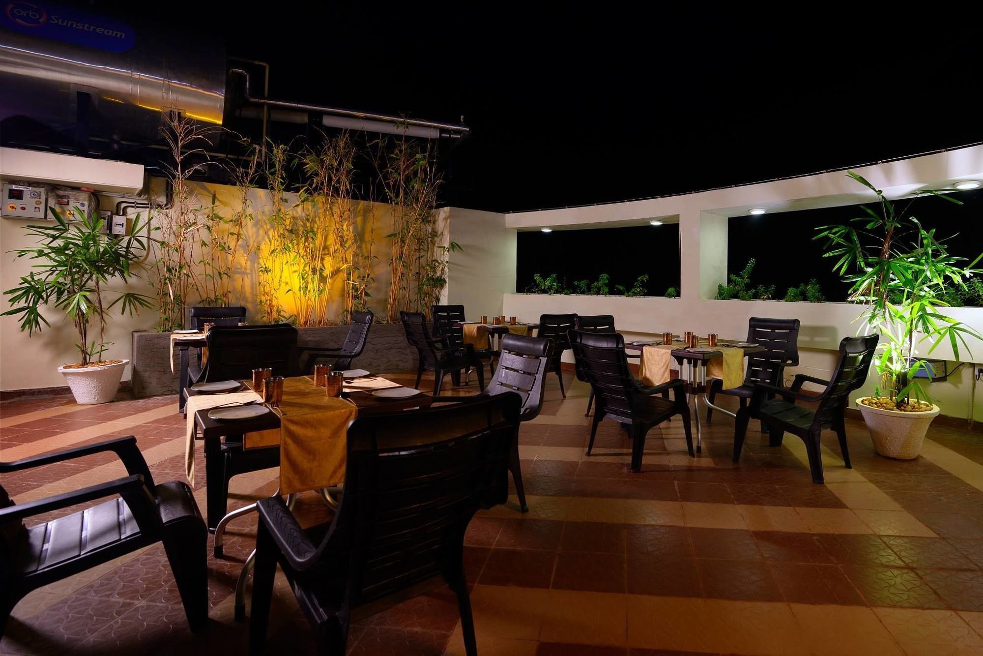 Sps Kings Way Hotel Thiruvananthapuram Ngoại thất bức ảnh